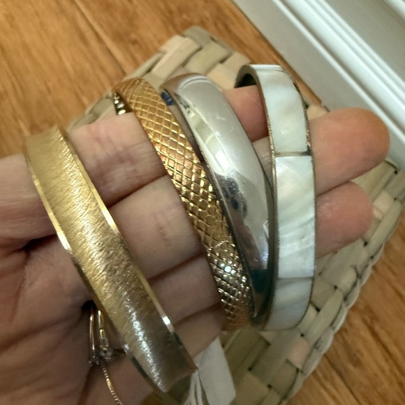 Mixed Metals Bangle Set - Picture 4 of 4